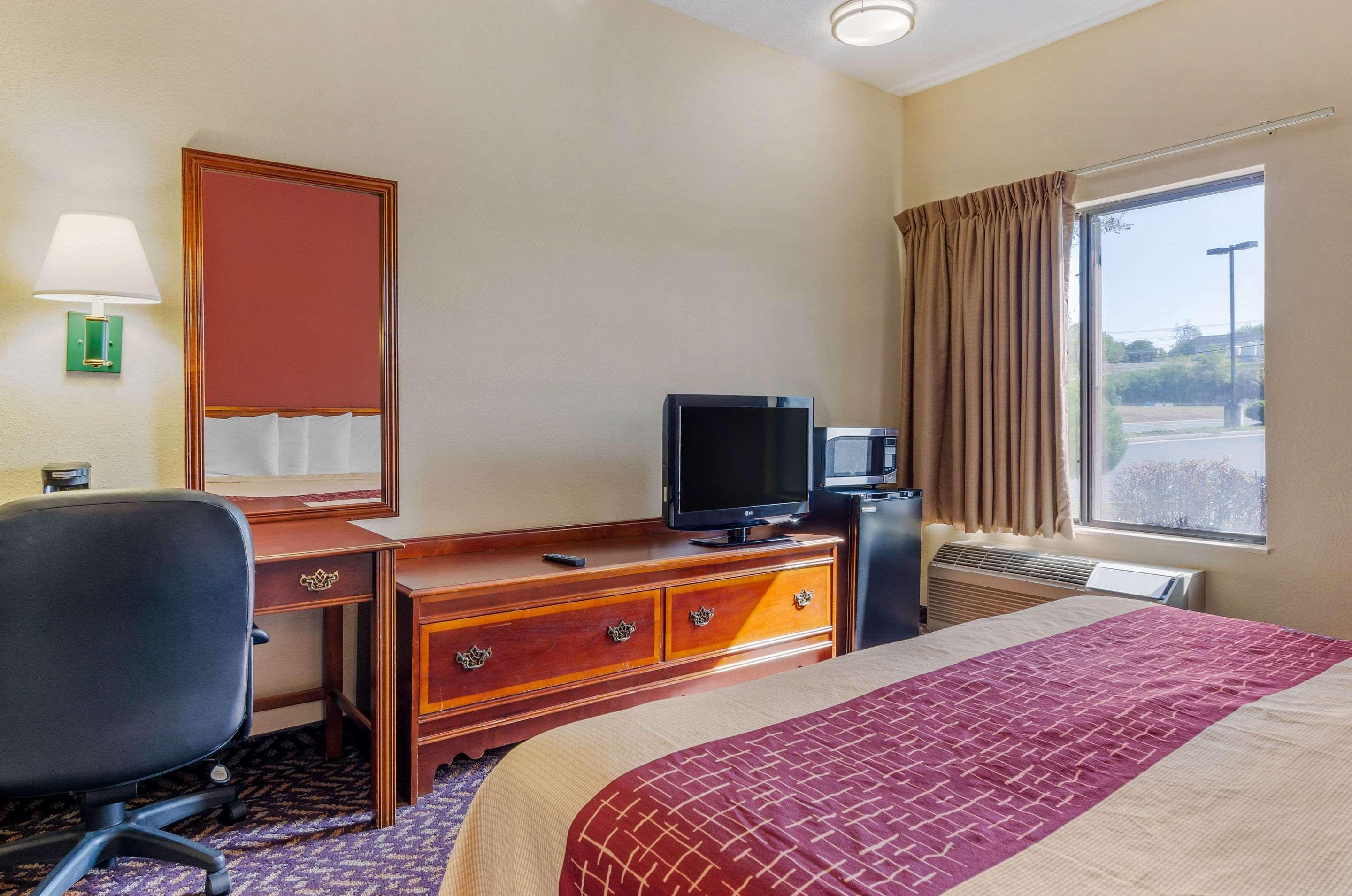 Comfort Inn & Suites Troutville - Roanoke North - Daleville Esterno foto