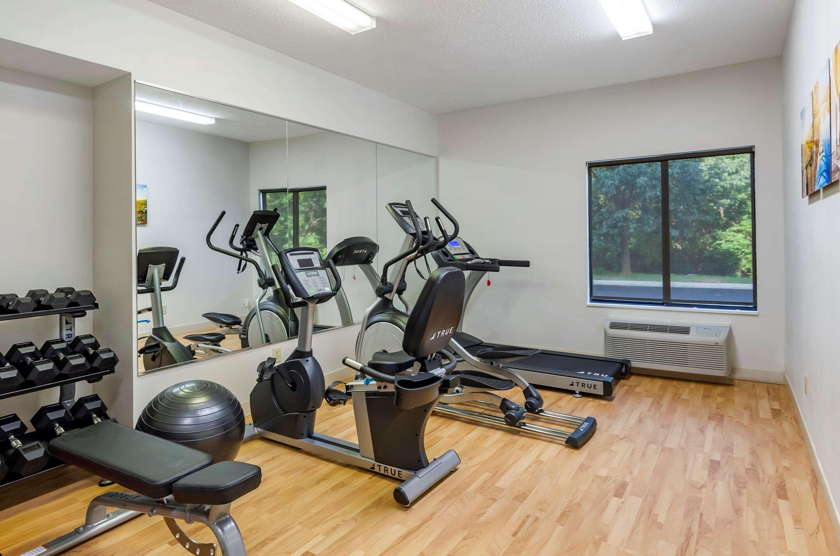 Comfort Inn & Suites Troutville - Roanoke North - Daleville Esterno foto