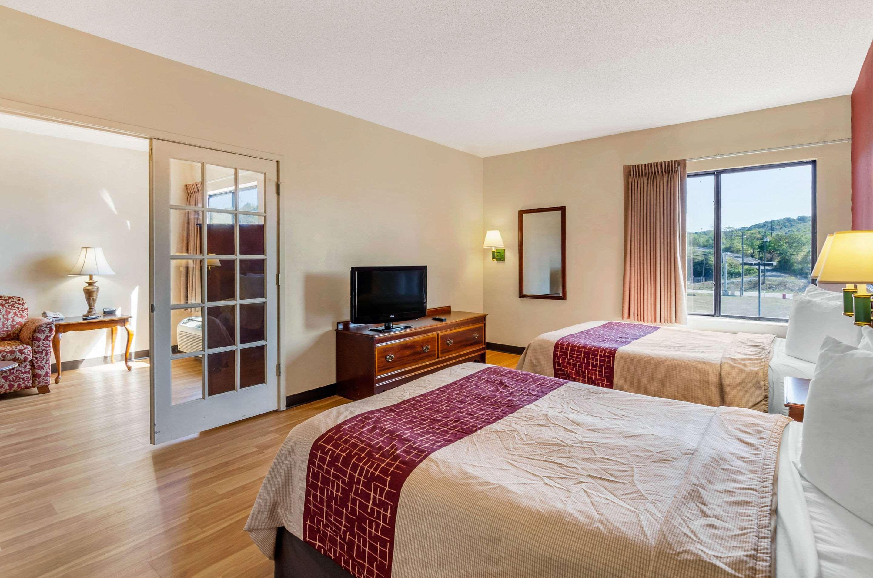 Comfort Inn & Suites Troutville - Roanoke North - Daleville Esterno foto
